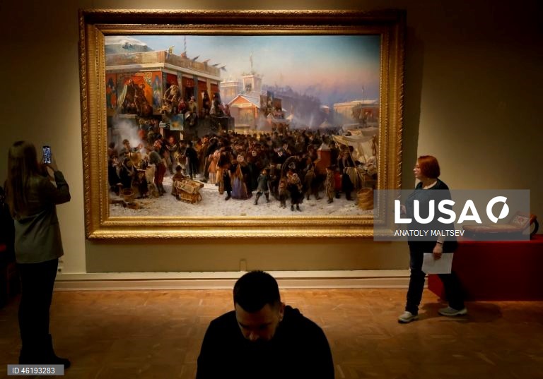 Rússia: Exposição "Tradição Russa" em São Petersburgo.