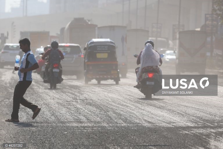 Índia: Poluição atmosférica em Mumbai