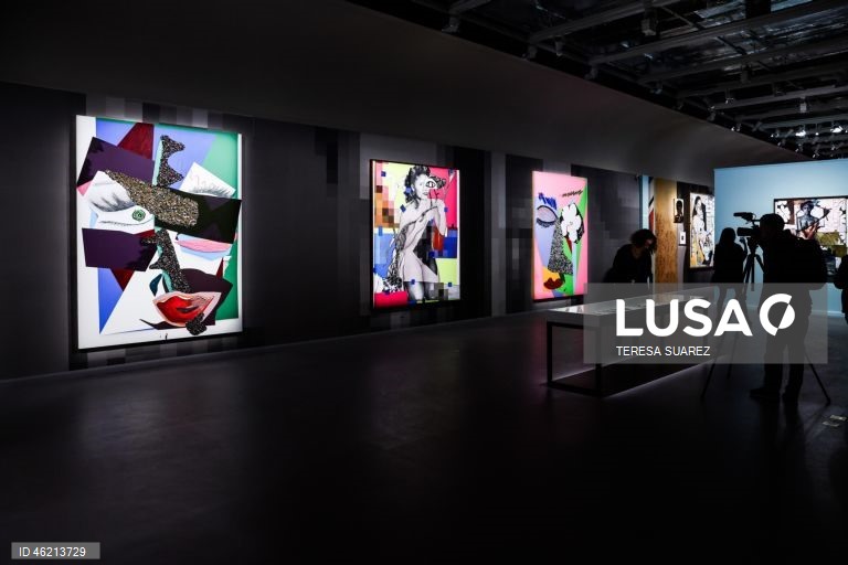 França: Exposição do artista americano Mickalene Thomas no Grand Palais em Paris