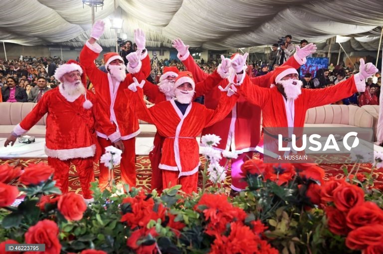 Paquistão: Preparativos para o Natal em Lahore