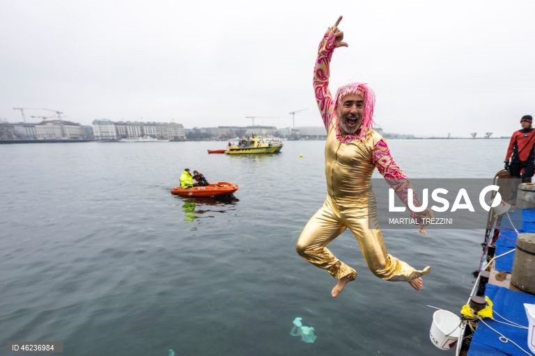 Suiça: Tradicional banho de Natal no Lago Genebra