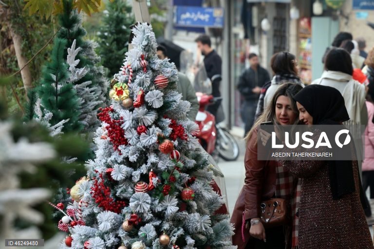 Preparações para o Natal em Teerão