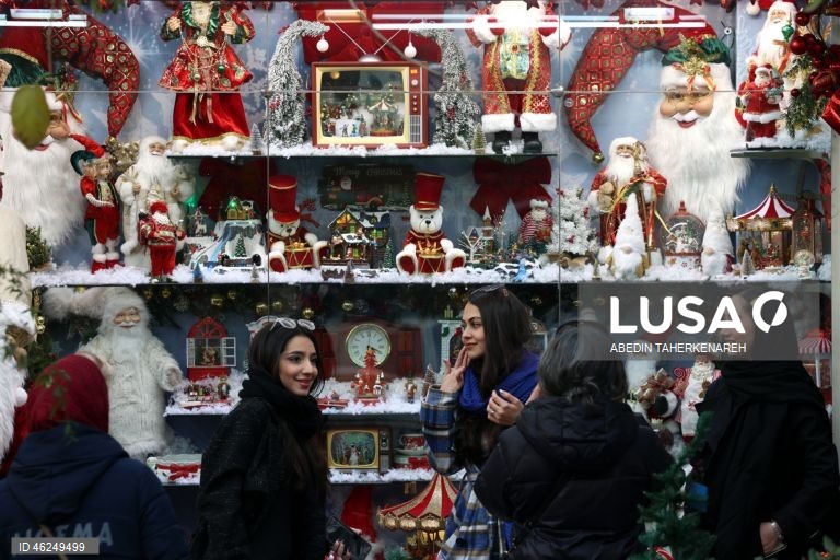 Preparações para o Natal em Teerão