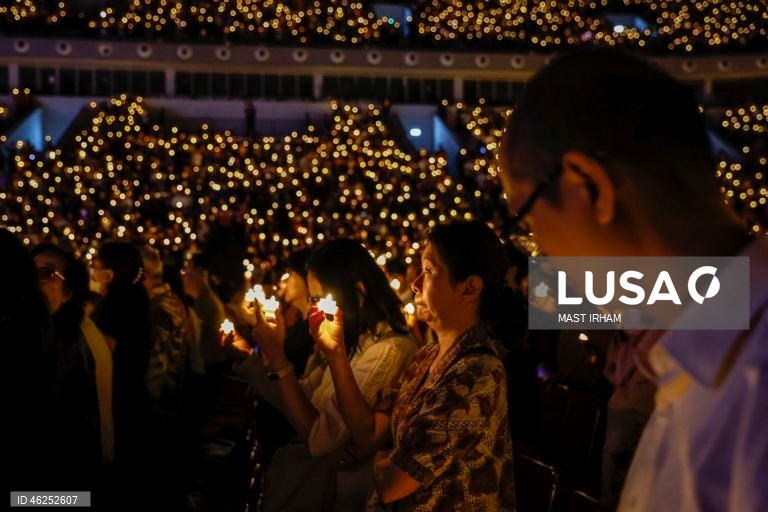 Celebrações da véspera de Natal em Jacarta