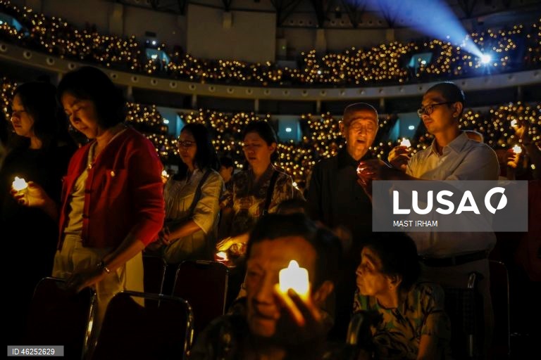 Celebrações da véspera de Natal em Jacarta