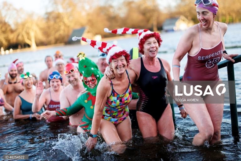 A corrida matinal de Natal do Serpentine Swimming Club é nadada em um percurso de 100 jardas (91,4 m) pela Peter Pan Cup, e acredita-se que seja a corrida de natação mais antiga do mundo. A corrida é realizada todos os anos desde 1864, com a única exceção de 2020.