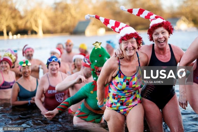 A corrida matinal de Natal do Serpentine Swimming Club é nadada em um percurso de 100 jardas (91,4 m) pela Peter Pan Cup, e acredita-se que seja a corrida de natação mais antiga do mundo. A corrida é realizada todos os anos desde 1864, com a única exceção de 2020.