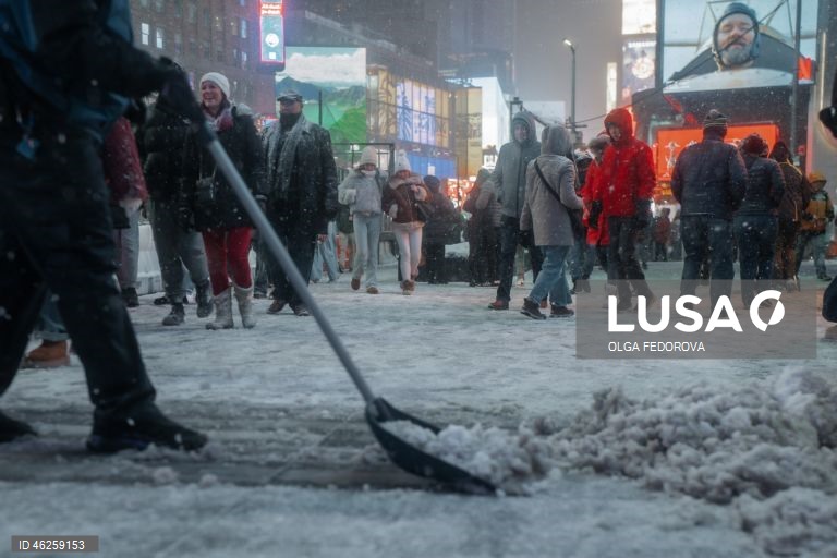EUA: Tempestade de neve em Nova Iorque