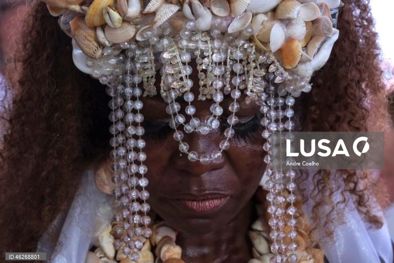Brasil: Cerimónia em honra de Iemanjá no Rio de Janeiro
