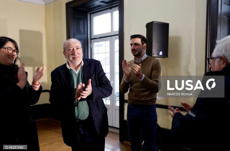 Eleições presidenciais: Primeiro dia de campanha