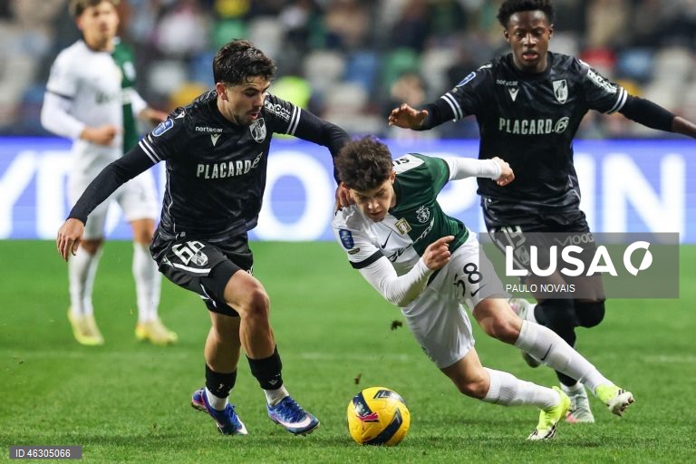 Futebol: Vitória de Guimarães vence o Sporting nas meias finais da Taça da Liga 