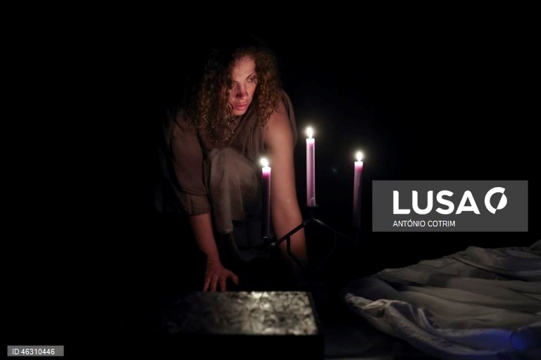 Ensaio de imprensa do espetáculo “Vaga Luz”, em Lisboa, com estreia marcada para o próximo dia 9, no Teatro São Luiz - Sala Mário Viegas.