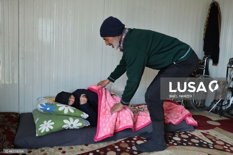 Líbano: Campo de refugiados no Vale de Bekaa