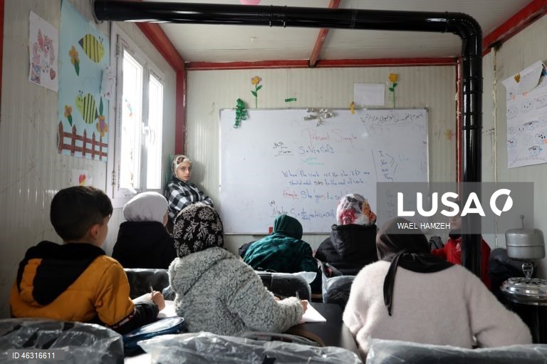 Líbano: Campo de refugiados no Vale de Bekaa