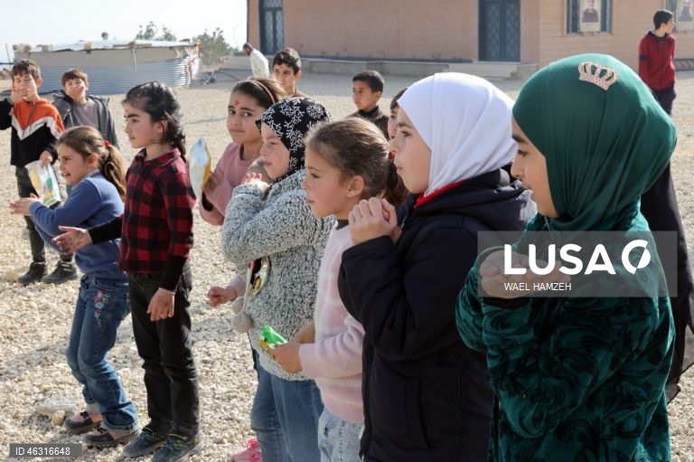 Líbano: Campo de refugiados no Vale de Bekaa