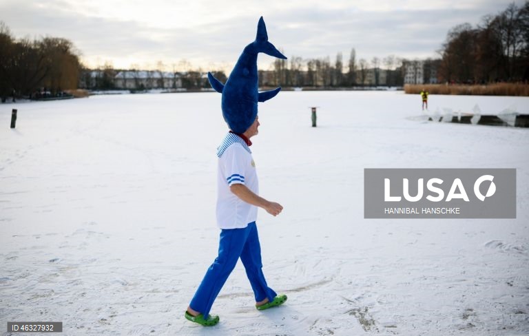 Alemanha: 40º carnaval no gelo.
