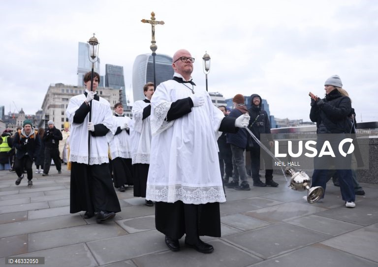 Londres: Bênção do rio Tamisa