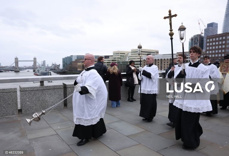 Londres: Bênção do rio Tamisa