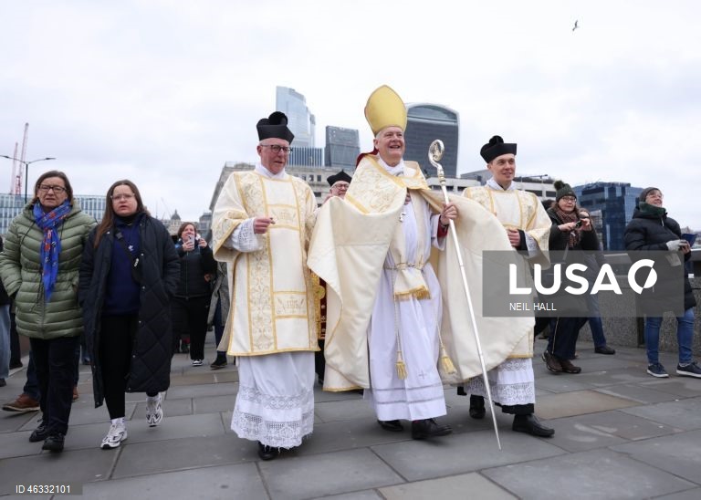 Londres: Bênção do rio Tamisa
