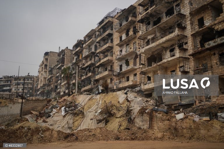 Síria: vida quotidiana em Aleppo após confrontos entre forças curdas e tropas do governo.