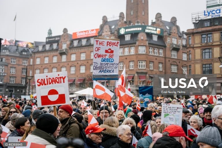 Dinamarca: Manifestação em Copenhaga contra as pretensões de Trump em relação à Gronelândia