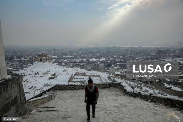 Afeganistão: Neve em Cabul