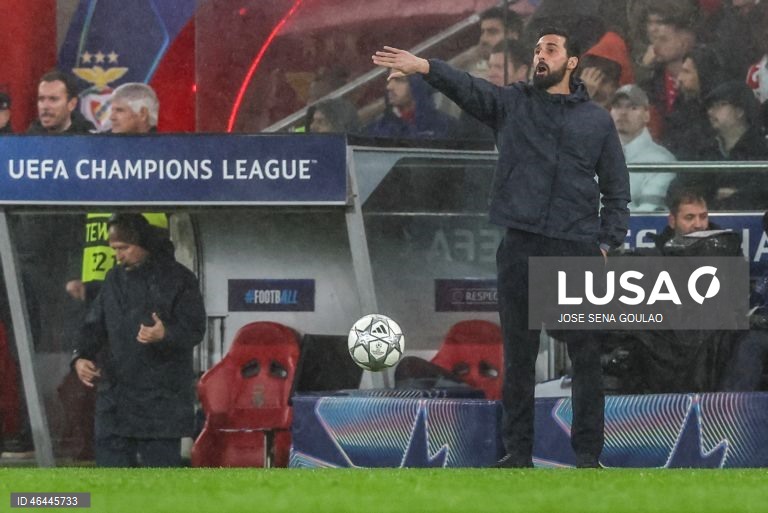 Um golo do guarda-redes Trubin, aos 90+8 minutos, qualificou hoje o Benfica para o play-off de acesso aos oitavos de final da Liga dos Campeões de futebol, garantindo um triunfo por 4-2 sobre o Real Madrid.