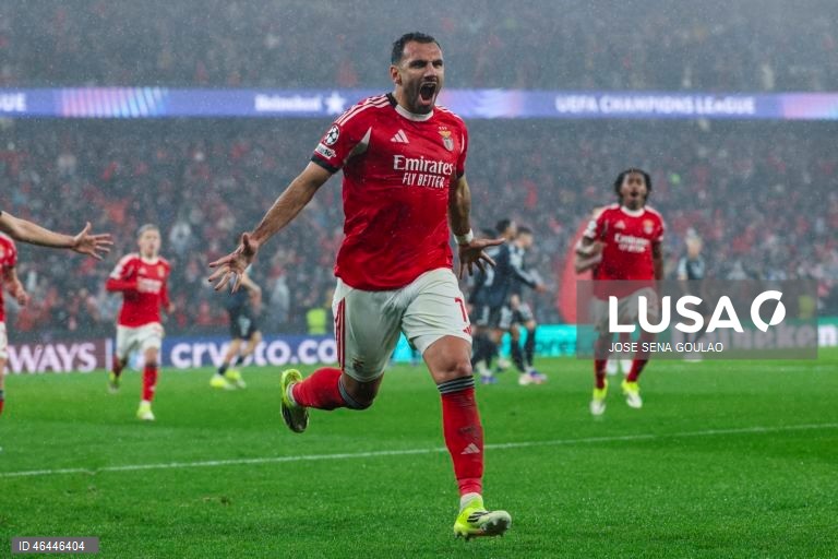 Um golo do guarda-redes Trubin, aos 90+8 minutos, qualificou hoje o Benfica para o play-off de acesso aos oitavos de final da Liga dos Campeões de futebol, garantindo um triunfo por 4-2 sobre o Real Madrid.
