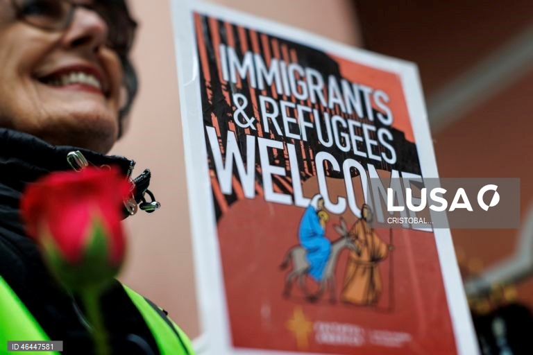 Miami: Missa e procissão em solidariedade aos migrantes junto ao Tribunal de Imigração