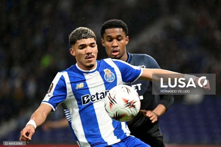 O FC Porto qualificou-se hoje de forma direta para os oitavos de final da Liga Europa de futebol, ao vencer na receção aos escoceses do Rangers por 3-1, na oitava e última jornada da fase de liga.