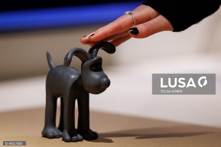 Inglaterra: pré-estreia de Wallace e Gromit e Amigos "Por dentro da Aardman" no Young V&A, em Londres