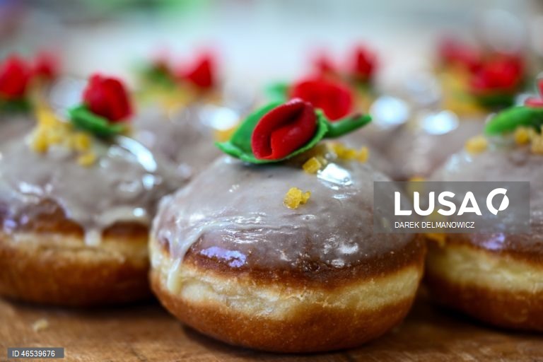 Polónia: Pastelaria tradicional para a 5ª Feira gorda celebrada na última 5ª feira antes da Quaresma