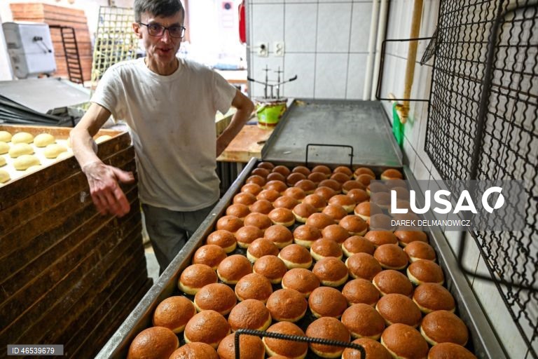 Polónia: Pastelaria tradicional para a 5ª Feira gorda celebrada na última 5ª feira antes da Quaresma