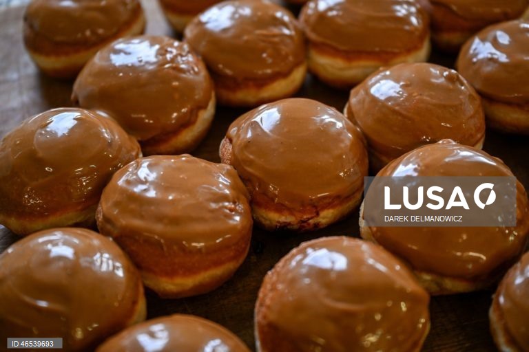 Polónia: Pastelaria tradicional para a 5ª Feira gorda celebrada na última 5ª feira antes da Quaresma