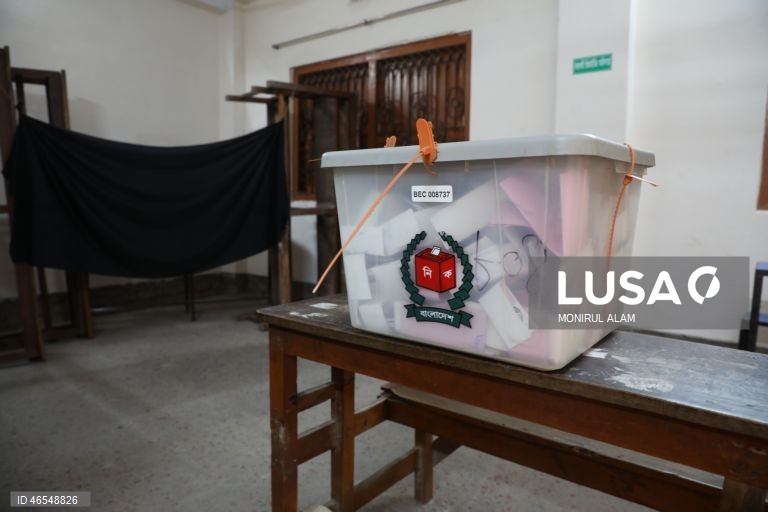 13.ª eleição geral nacional em Bangladesh.