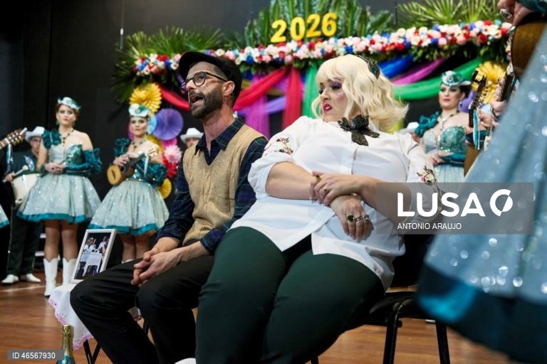 Danças e bailinhos de Carnaval na ilha Terceira, nos Açores, envolvem cerca de 1500 músicos e atores amadores, que atuam, de forma gratuita, durante quatro dias, em mais de três dezenas de salas por toda a ilha, Praia da Vitória, Terceira, Açores.