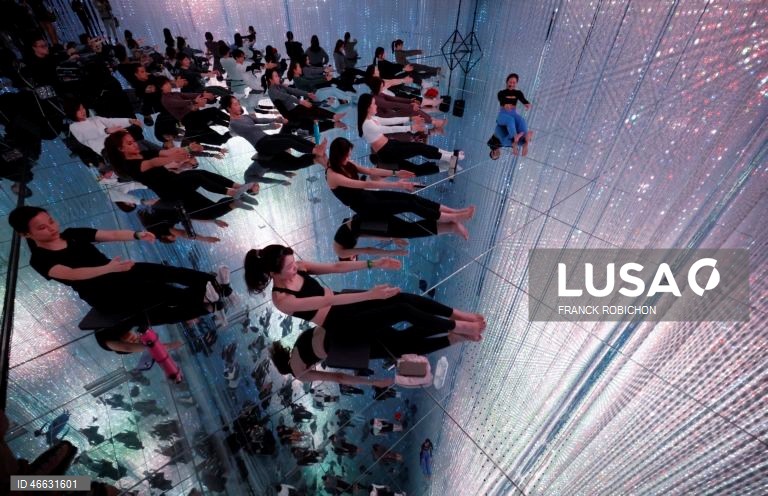 Japão: Evento de ioga em Tóquio