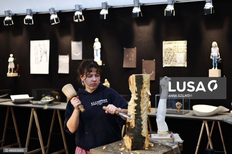 Munique: Abertura da Feira de Artesanato do Futuro