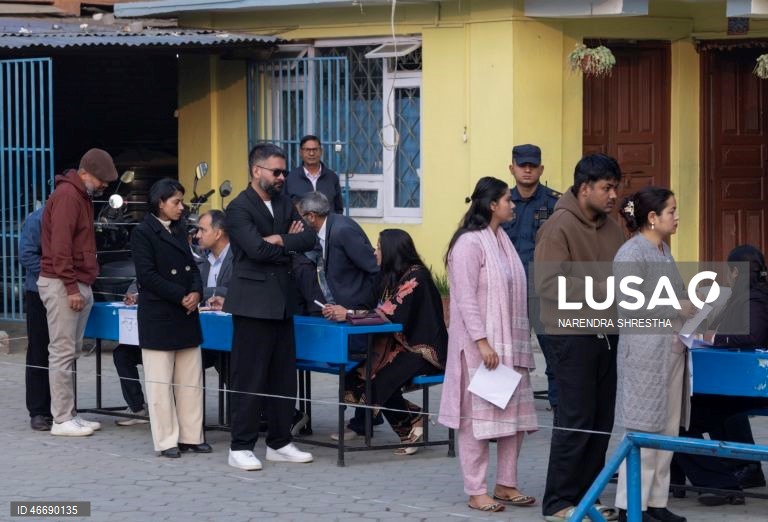 O Nepal realiza eleições parlamentares