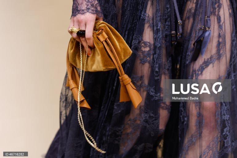 França: Semana da Moda Feminina de Paris Outono/Inverno 2026.