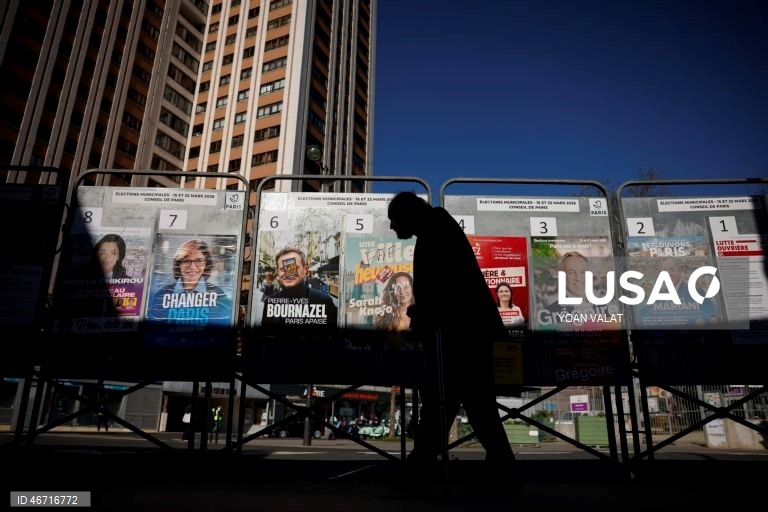 França: Cartazes de campanha para as eleições autárquicas