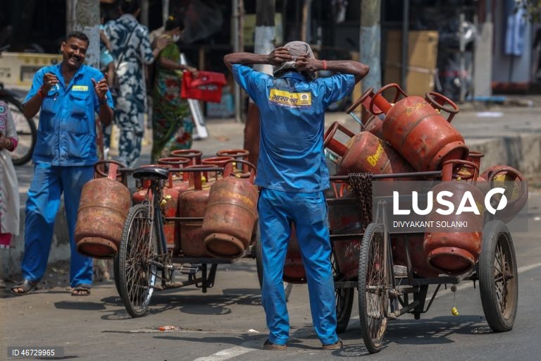 Índia: escassez de gás GPL atinge Mumbai durante o conflito no Médio Oriente