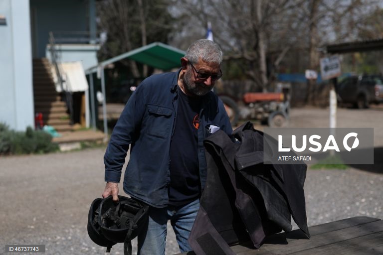 A vida quotidiana no norte de Israel durante o conflito regional em curso
