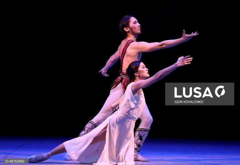 Quirguistão: Ballet "Spartacus" em cena em Bishkek