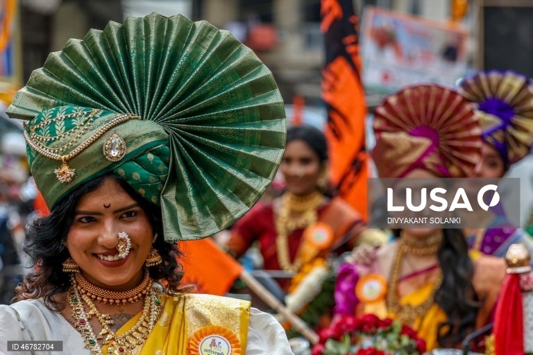 Índia: Procissão de Gudi Padwa que marca o Ano Novo de Maharashtra