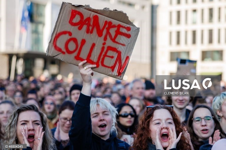 Berlim: Manifestação contra a violência digital sexualizada.