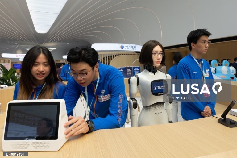 China: Abertura do Fórum de Zhongguancun 2026 em Pequim