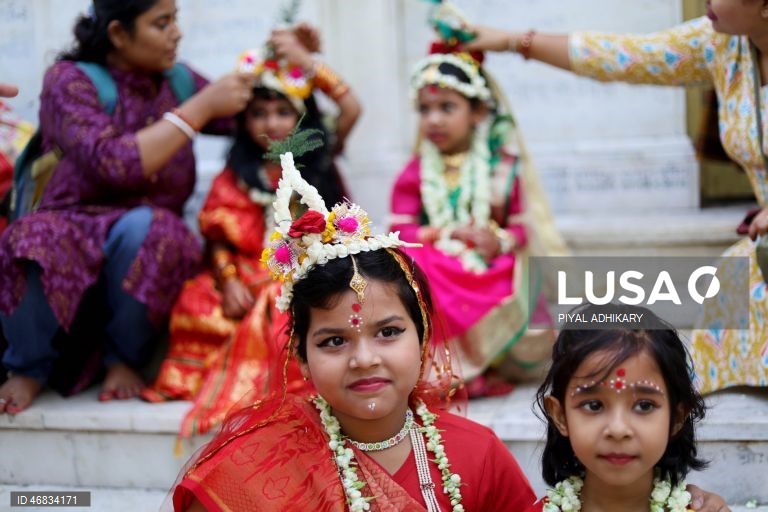 Índia: Festival Hindu Kumari Puja em Calcutá