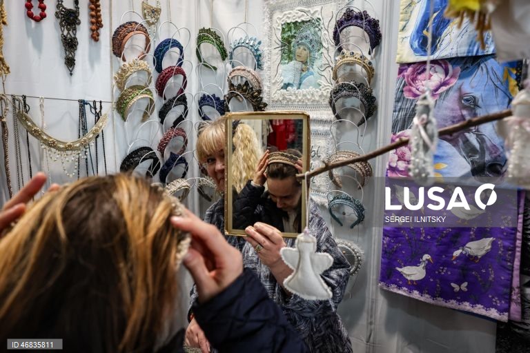 Rússia: Feira de artesanato em Moscovo