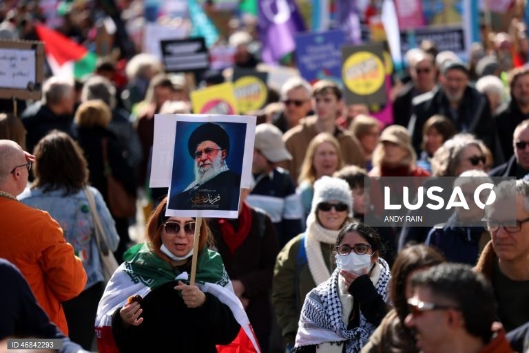 Reino Unido: Manifestação contra a extrema direita em Londres